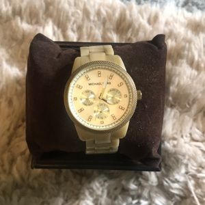 Michael Kors Bone Watch
